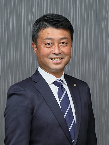 執行役員<br />
千葉・茨城営業本部長 越 秋仁